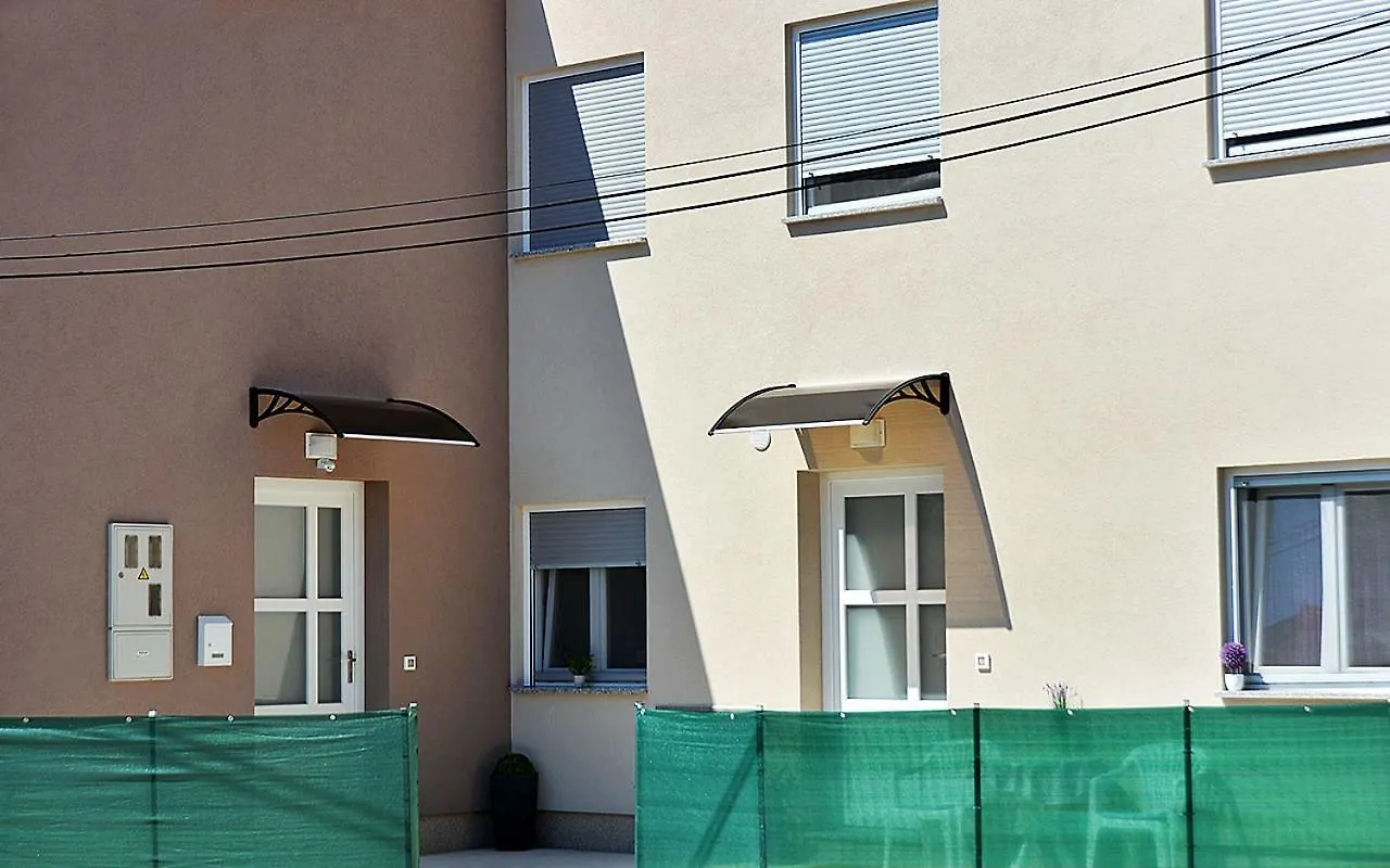 Studio Apartman Nicol Apartment Pula 0*,  Croatia